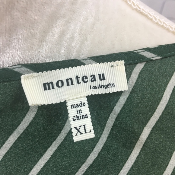 NWOT Green Striped Flutter Sleeve Tie Front Top - Picture 6 of 7